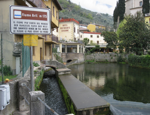 Il fiume più corto del mondo si trova in Italia.
